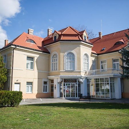 Milde'S Apartment Near The City Center - Hospodarska Street Trnava Esterno foto