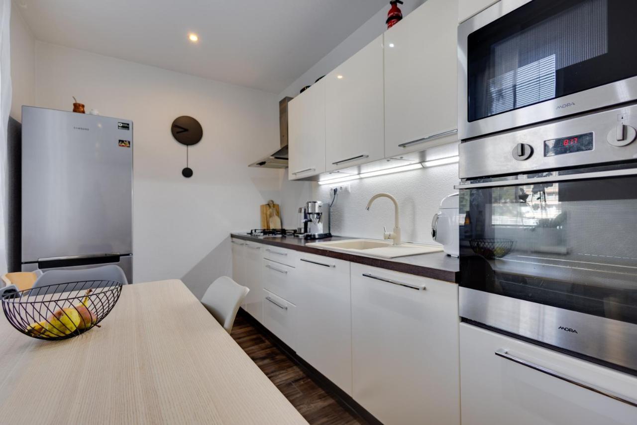 Milde'S Apartment Near The City Center - Hospodarska Street Trnava Esterno foto